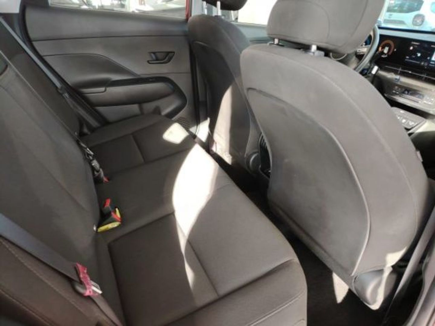 Hyundai Kona 1.6 GDI HEV Maxx DCT 104 kW (141 CV)