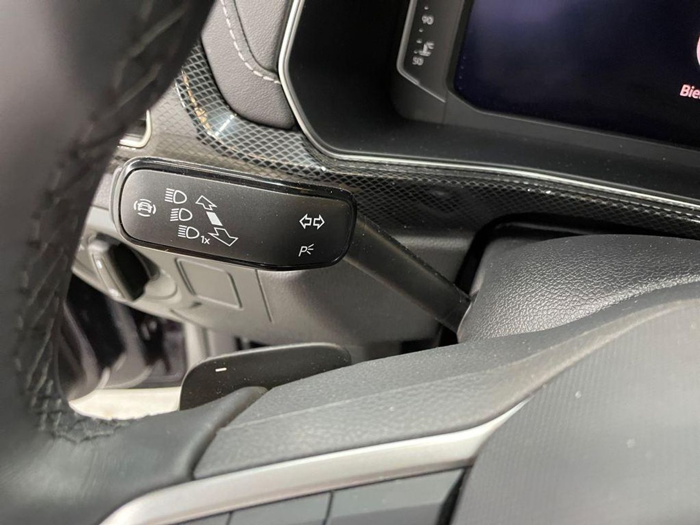 Volkswagen T-Cross R-Line 1.0 TSI 85 kW (116 CV) DSG