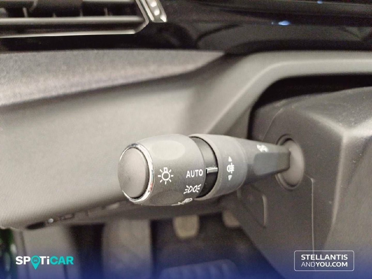 Peugeot 308 PureTech 130 S&S Allure Pack 96 kW (130 CV)
