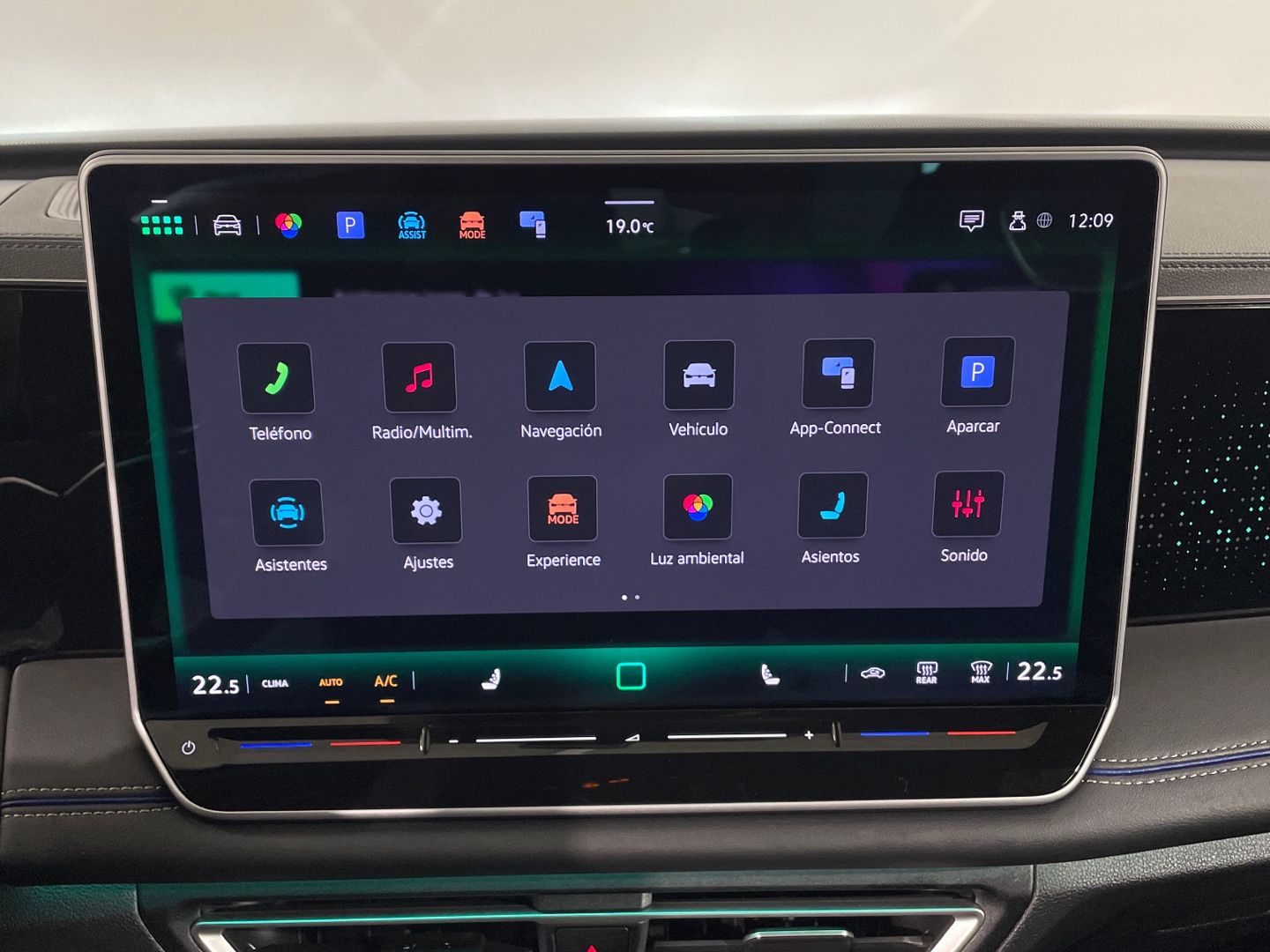 Volkswagen Tiguan R-Line 1.5 eTSI 110 kW (150 CV) DSG