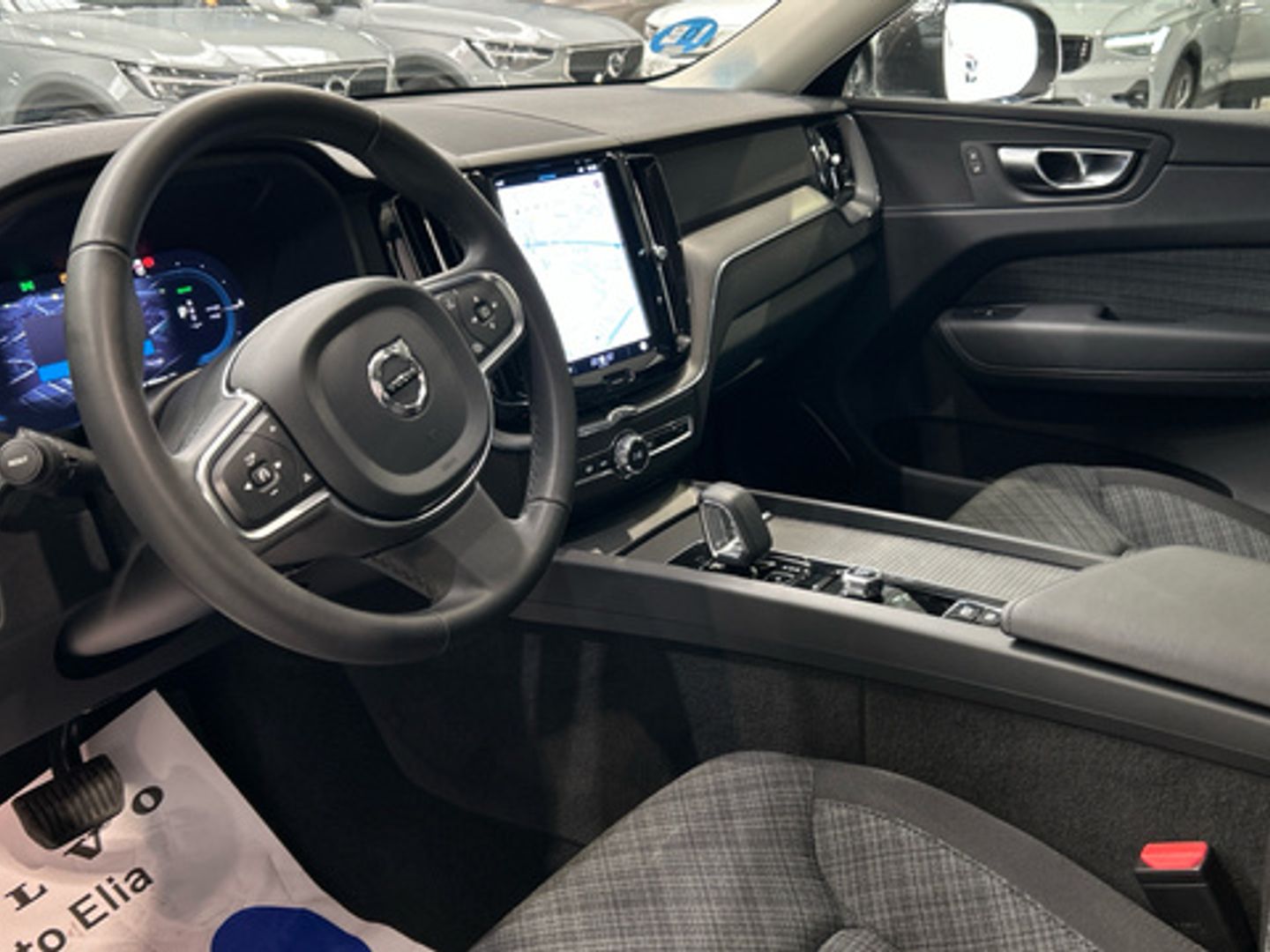 Volvo XC60 T6 Recharge Core AWD Auto 257 kW (350 CV)