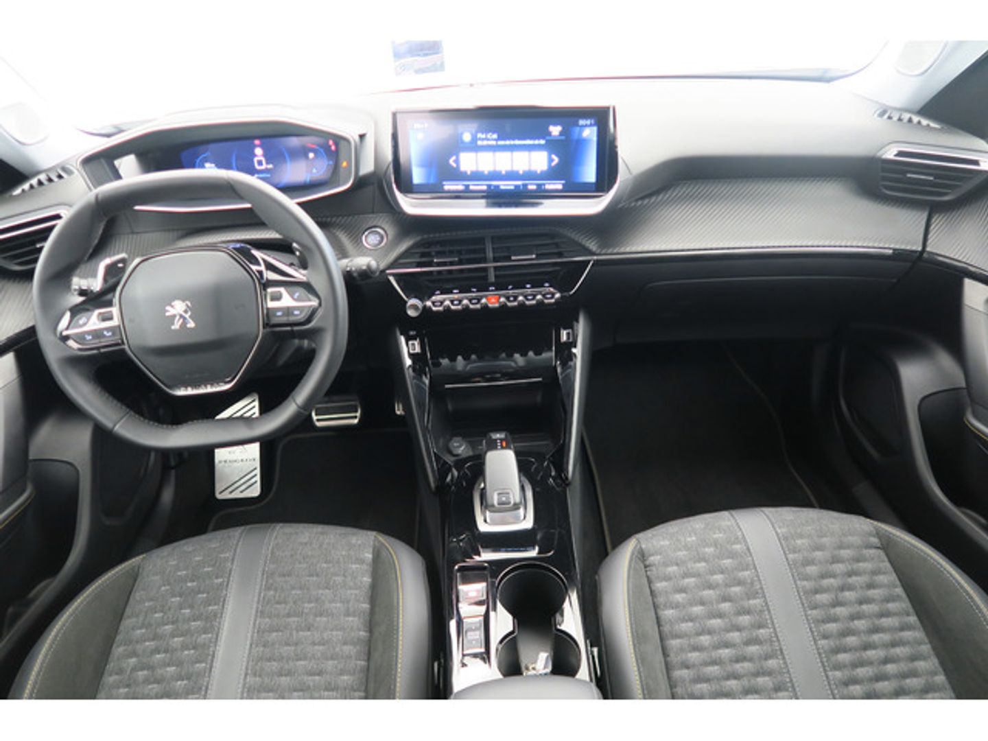 Peugeot 2008 PureTech 130 Roadtrip EAT8 96 kW (130 CV)