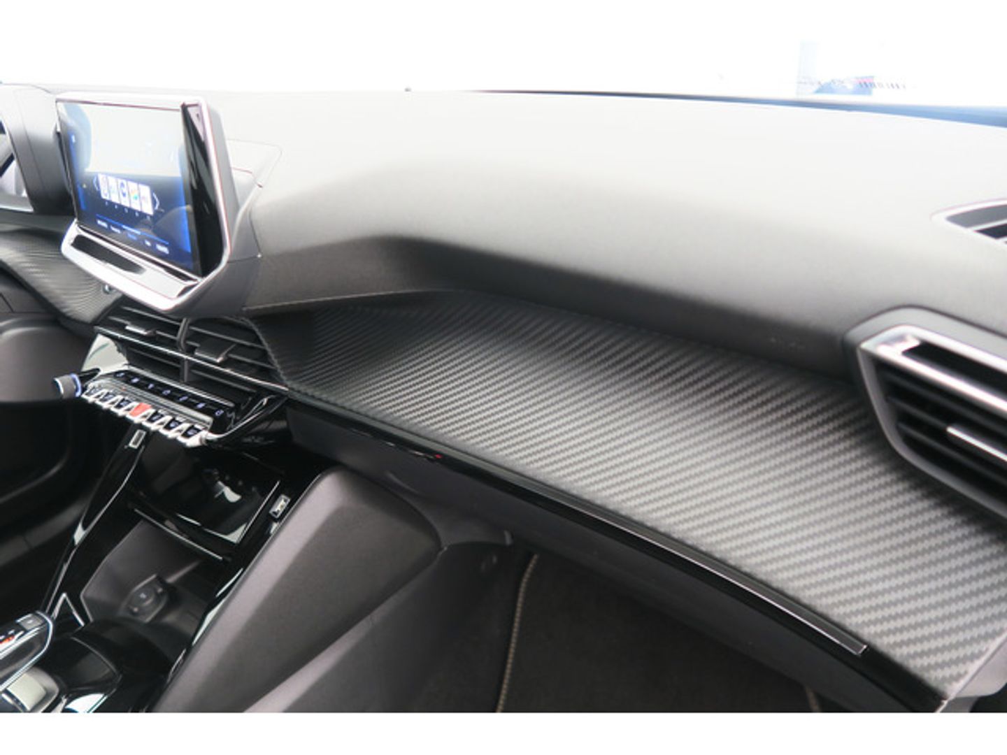 Peugeot 2008 PureTech 130 Roadtrip EAT8 96 kW (130 CV)