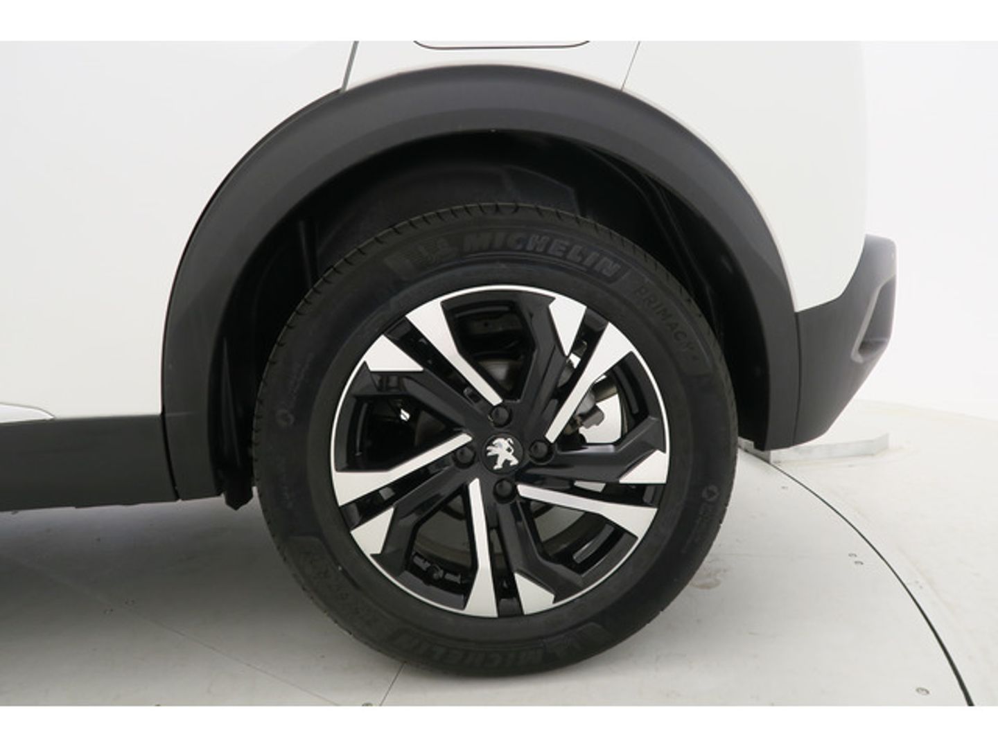 Peugeot 2008 PureTech 130 Roadtrip EAT8 96 kW (130 CV)