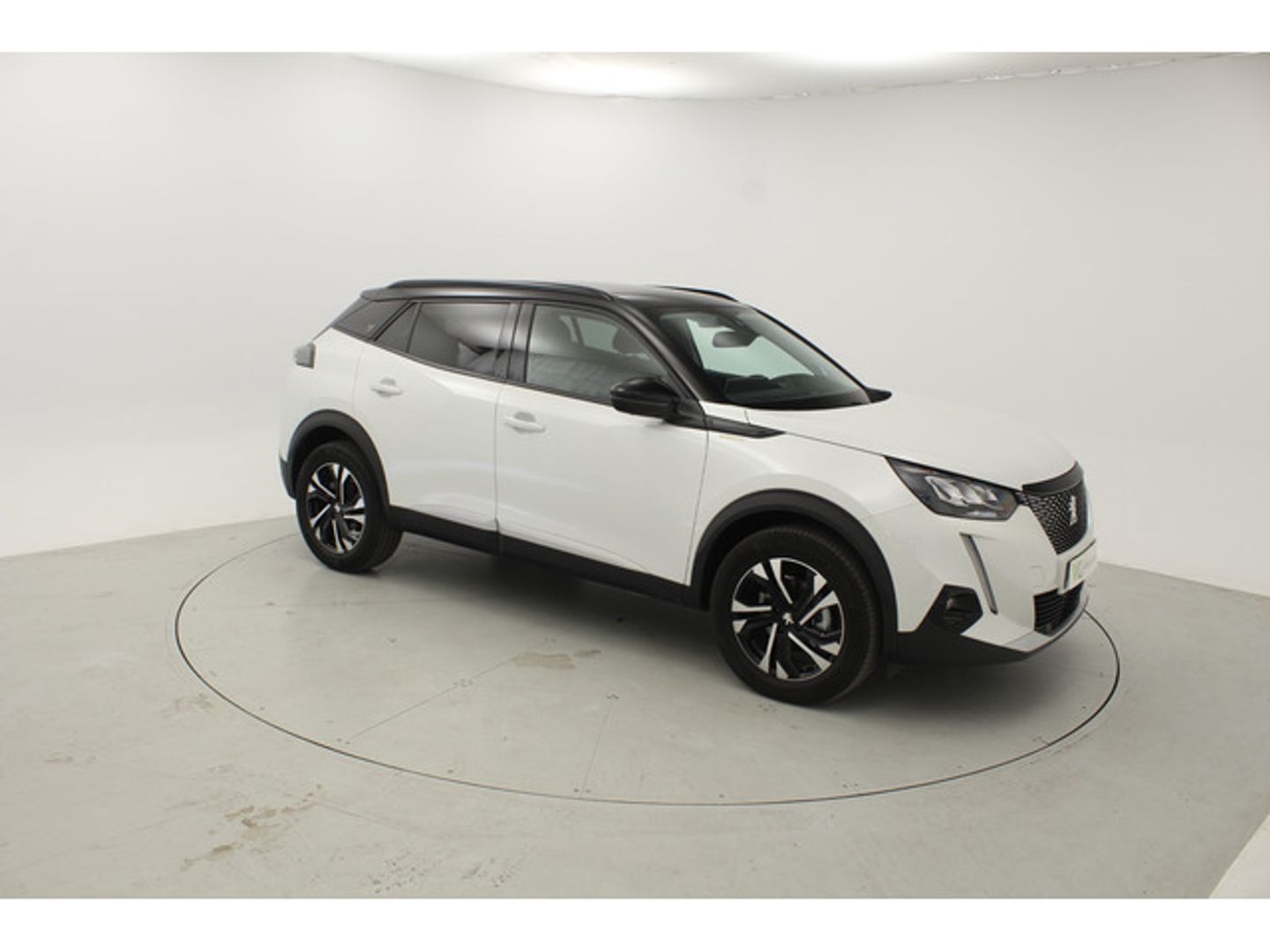 Peugeot 2008 PureTech 130 Roadtrip EAT8 96 kW (130 CV)