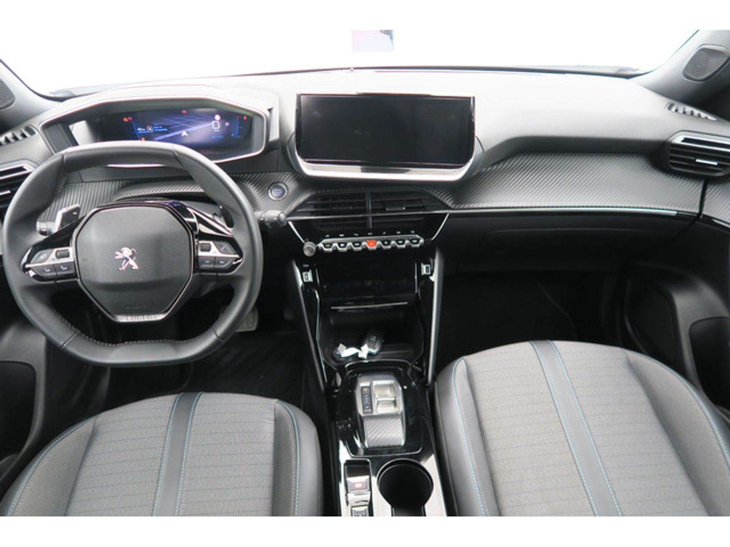 Peugeot 2008 BlueHDi 130 S&S Allure Pack EAT8 96 kW (130 CV)