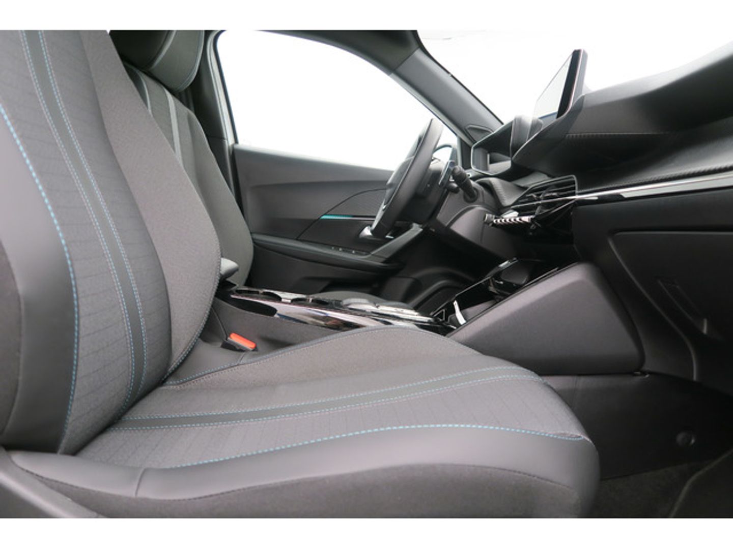 Peugeot 2008 BlueHDi 130 S&S Allure Pack EAT8 96 kW (130 CV)