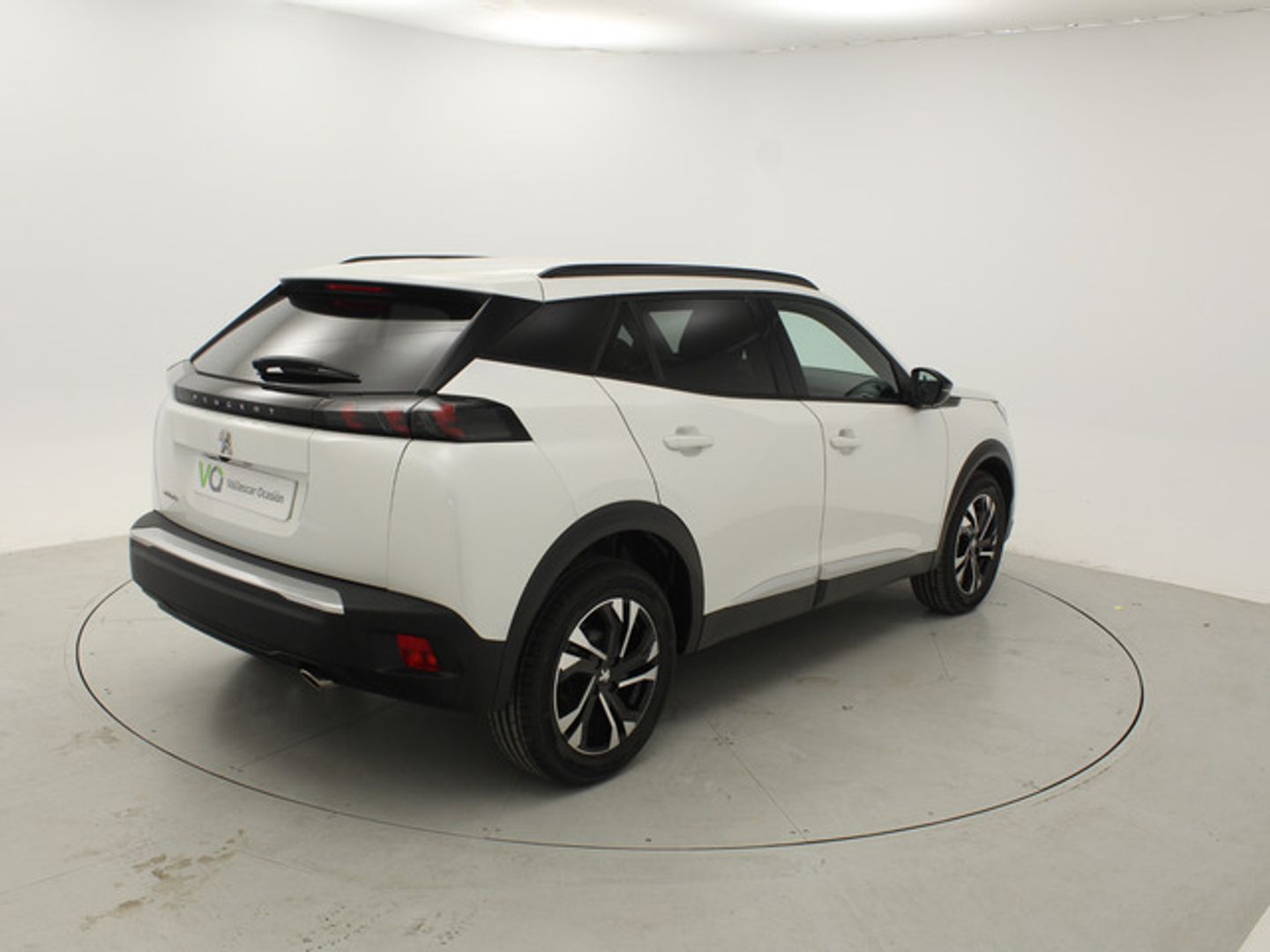 Peugeot 2008 BlueHDi 130 S&S Allure Pack EAT8 96 kW (130 CV)