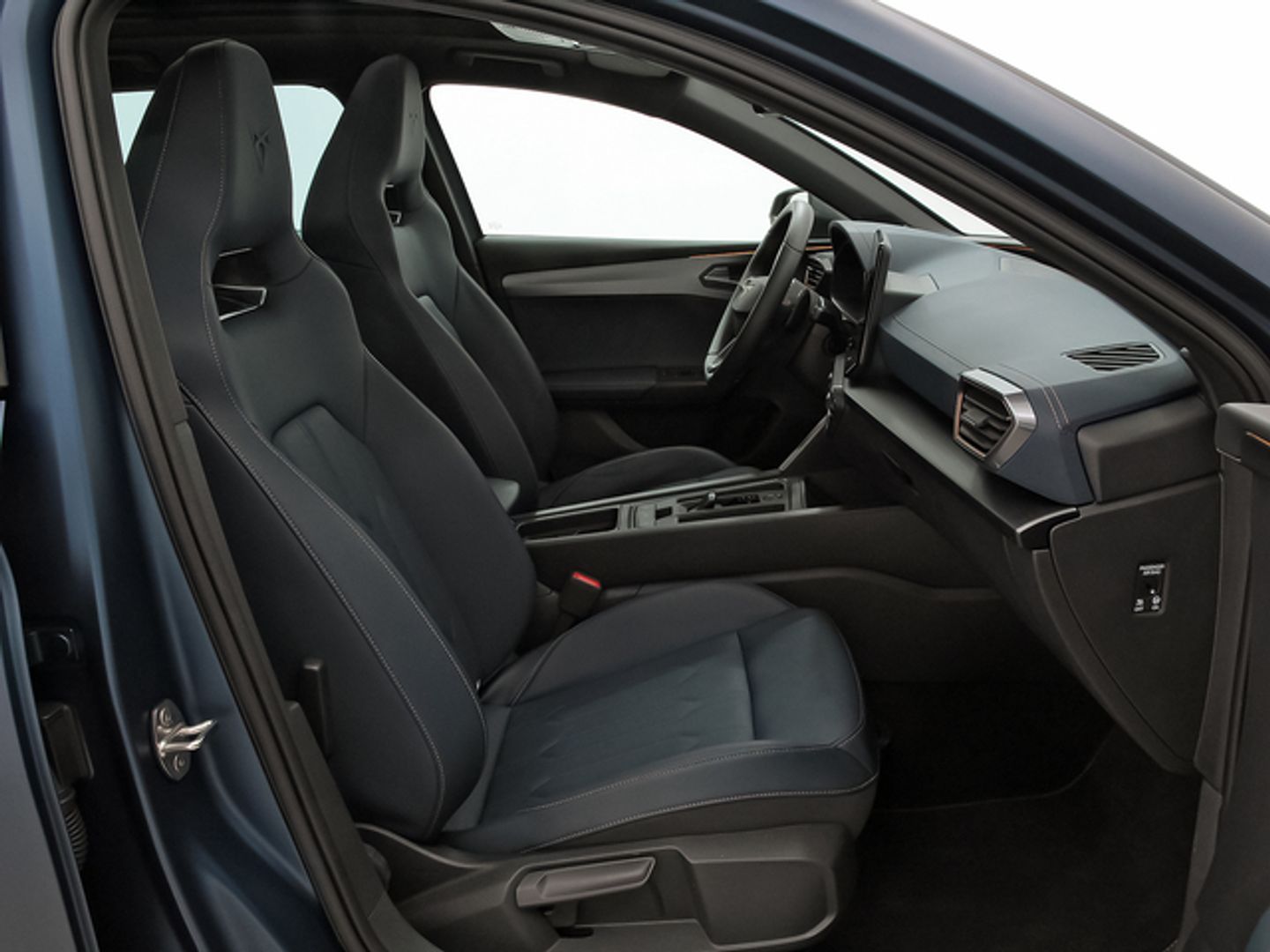 CUPRA Leon Sportstourer 2.0 TSI VZ 4Drive DSG 228 kW (310 CV)