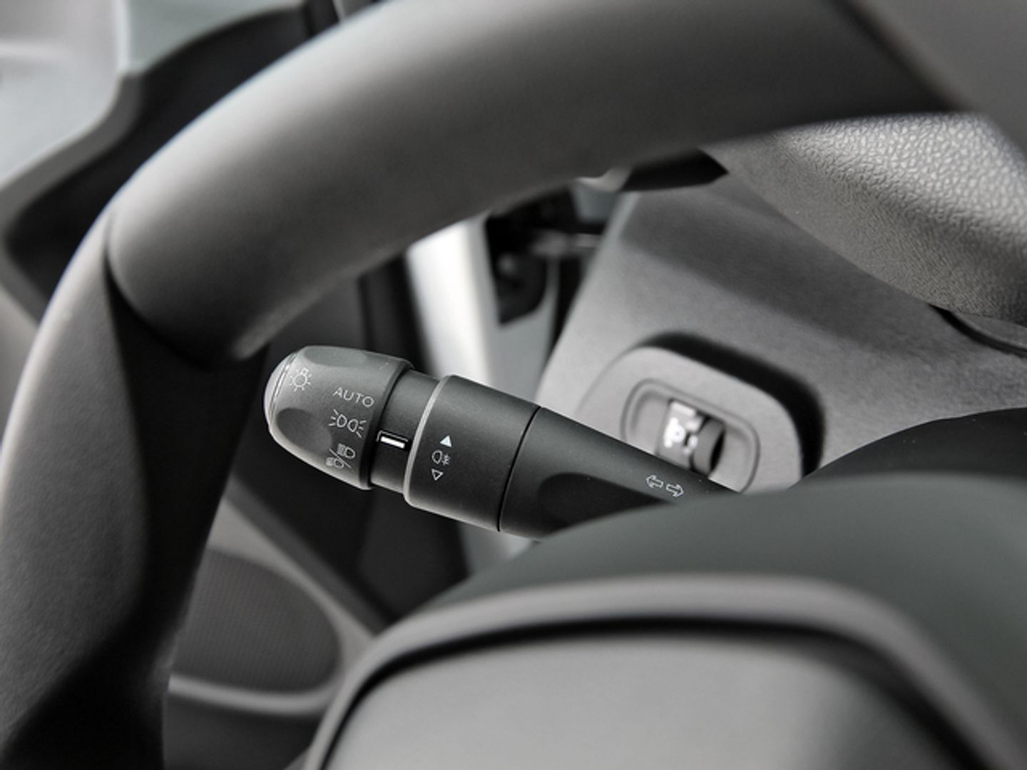 Peugeot Rifter BlueHDi 100 Active Standard 73 kW (100 CV)