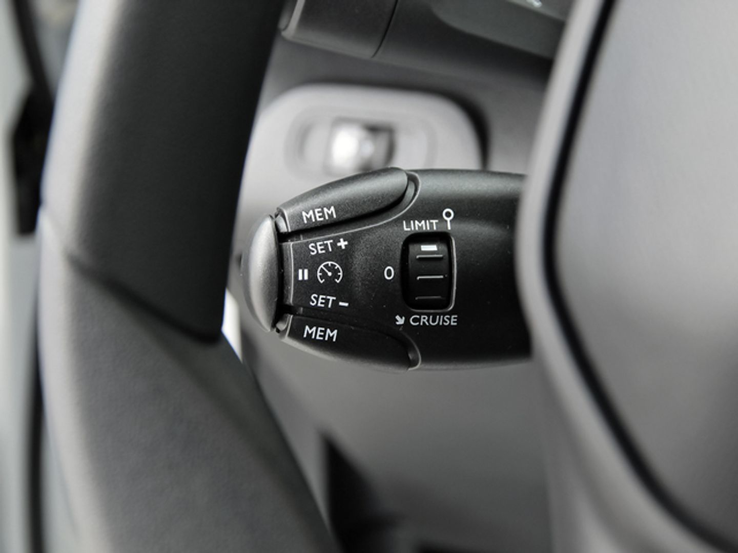 Peugeot Rifter BlueHDi 100 Active Standard 73 kW (100 CV)