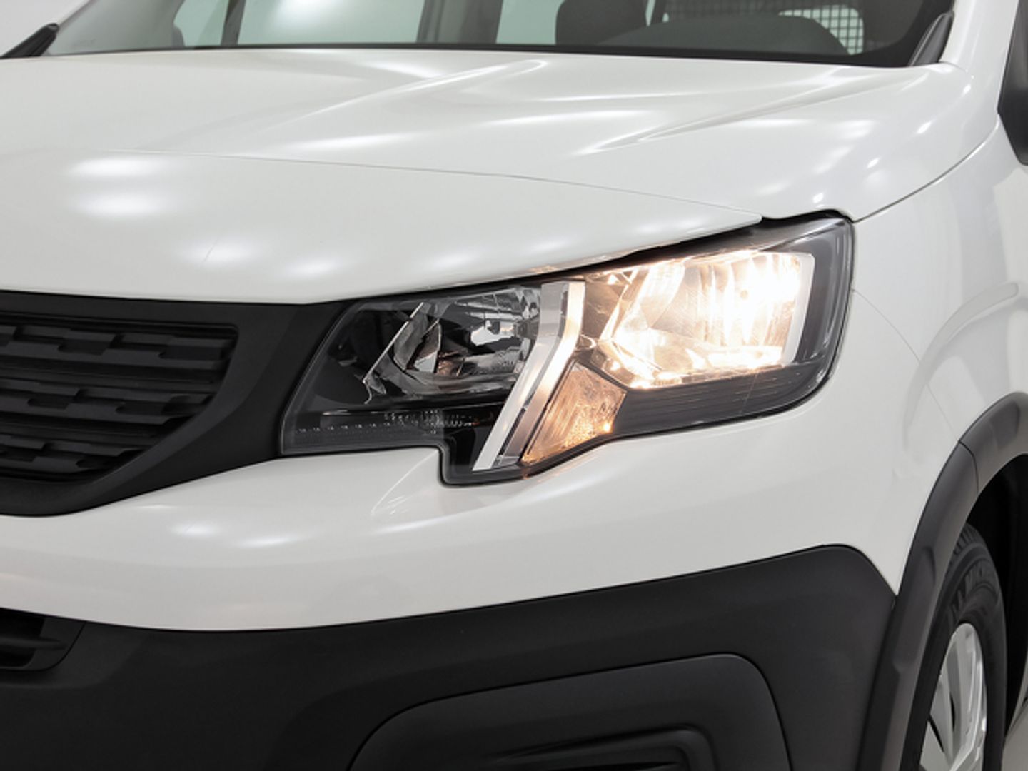 Peugeot Rifter BlueHDi 100 Active Standard 73 kW (100 CV)