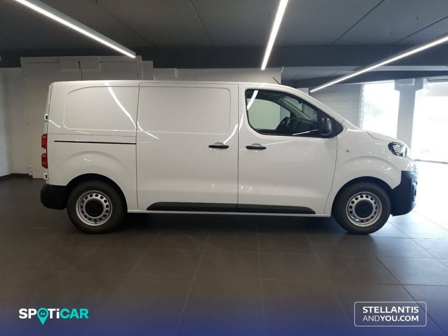 Peugeot e-Expert Furgón Eléctrico Standard 75kWh 100 kW (136 CV)