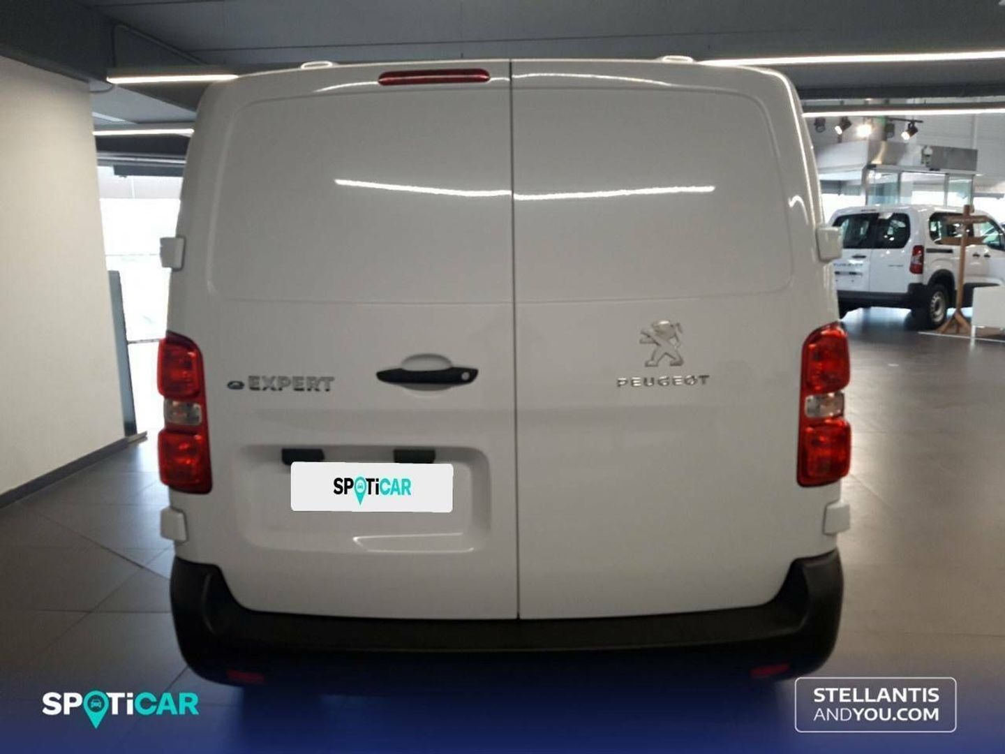 Peugeot e-Expert Furgón Eléctrico Standard 75kWh 100 kW (136 CV)