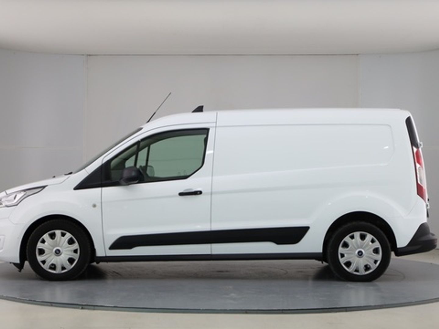 Ford Transit Connect Furgon 1.5 TDCi Active 210 L2 88 kW (120 CV)