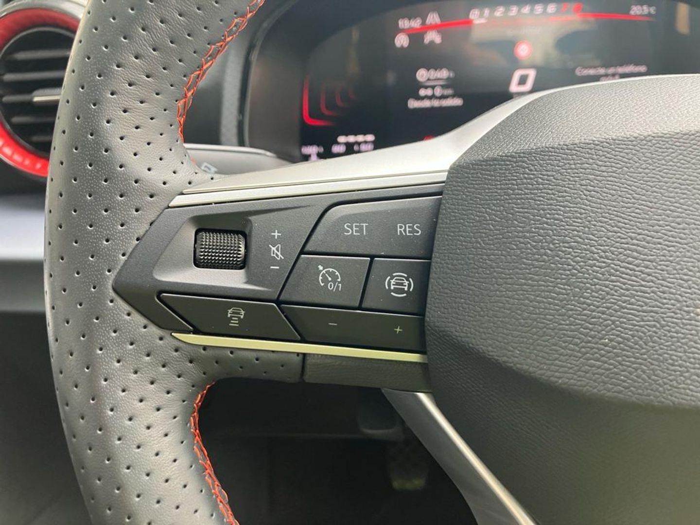 SEAT Arona 1.0 TSI FR XM 81 kW (110 CV)