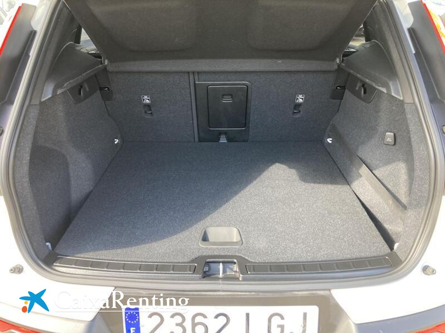Volvo XC40 T3 Business Plus Auto 120 kW (163 CV)