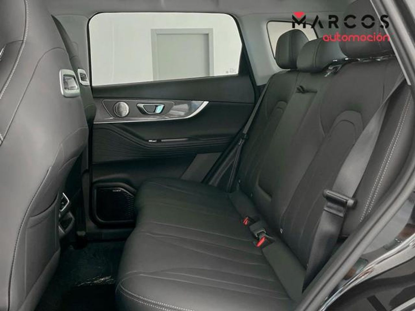 Ebro S700 1.6 TGDI Luxury 7 DCT 108 kW (147 CV)