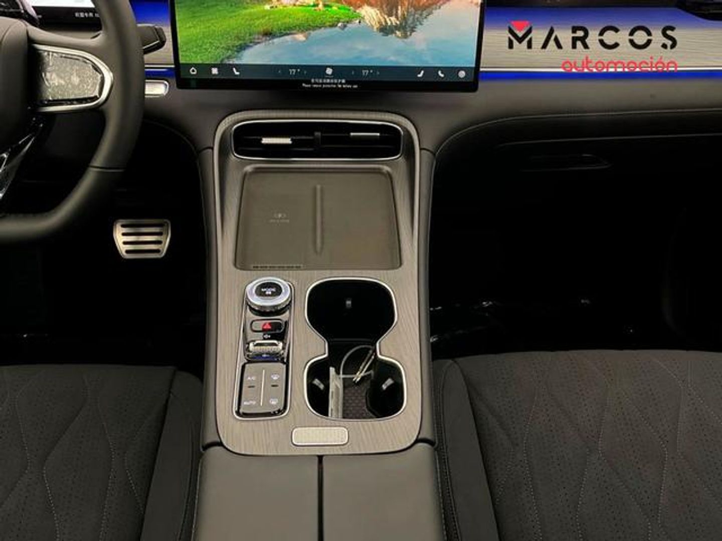 Ebro S800 1.6 TGDI Luxury DCT 108 kW (147 CV)