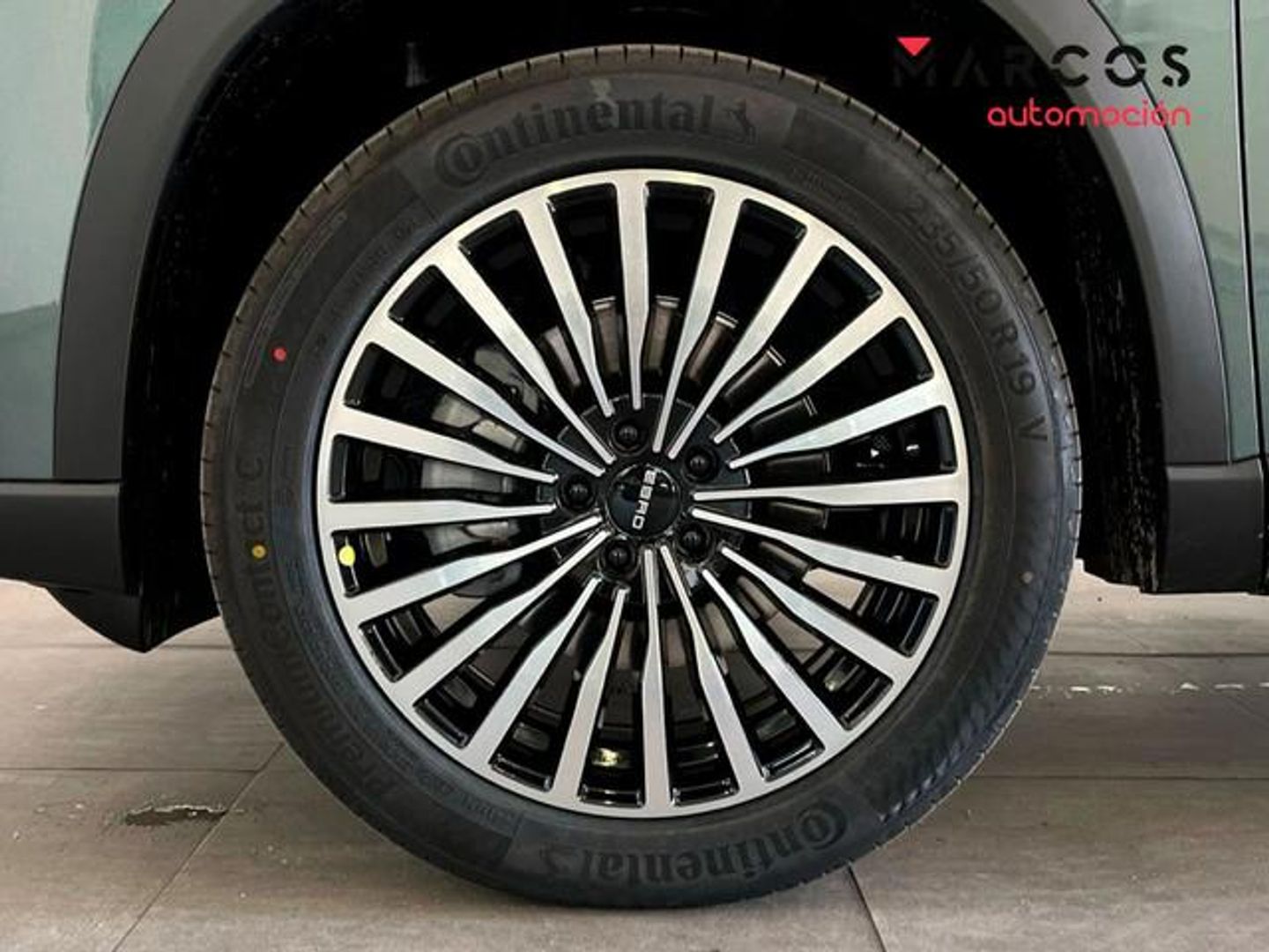 Ebro S800 1.6 TGDI Luxury DCT 108 kW (147 CV)