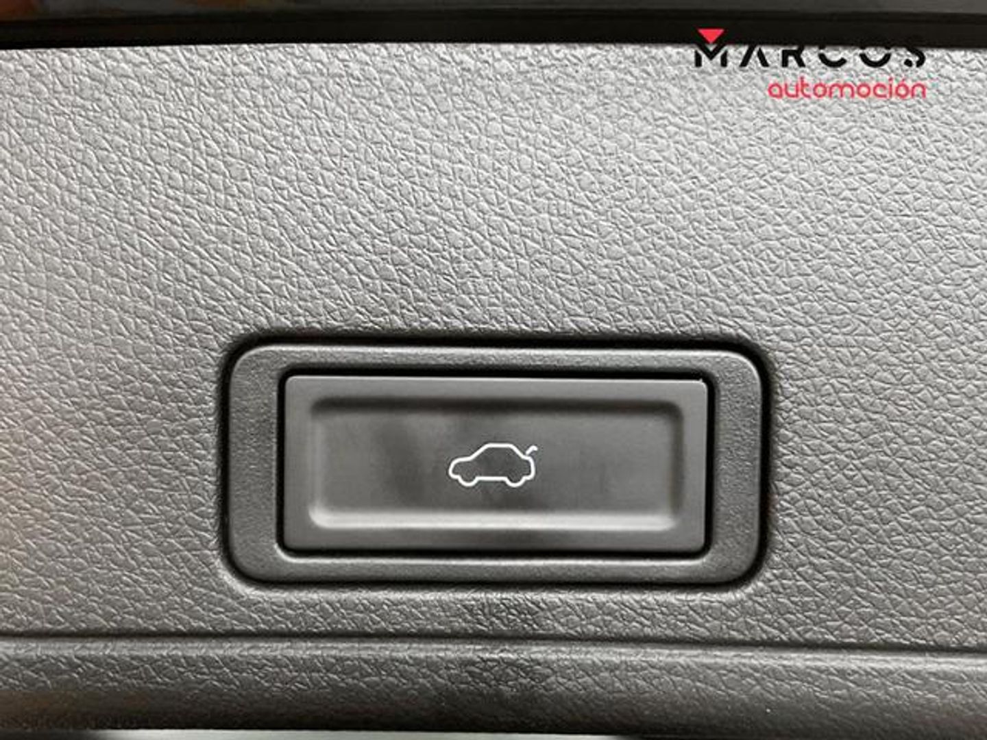 Ebro S800 1.5 TGDI PHEV Luxury E-CVT 255 kW (347 CV)
