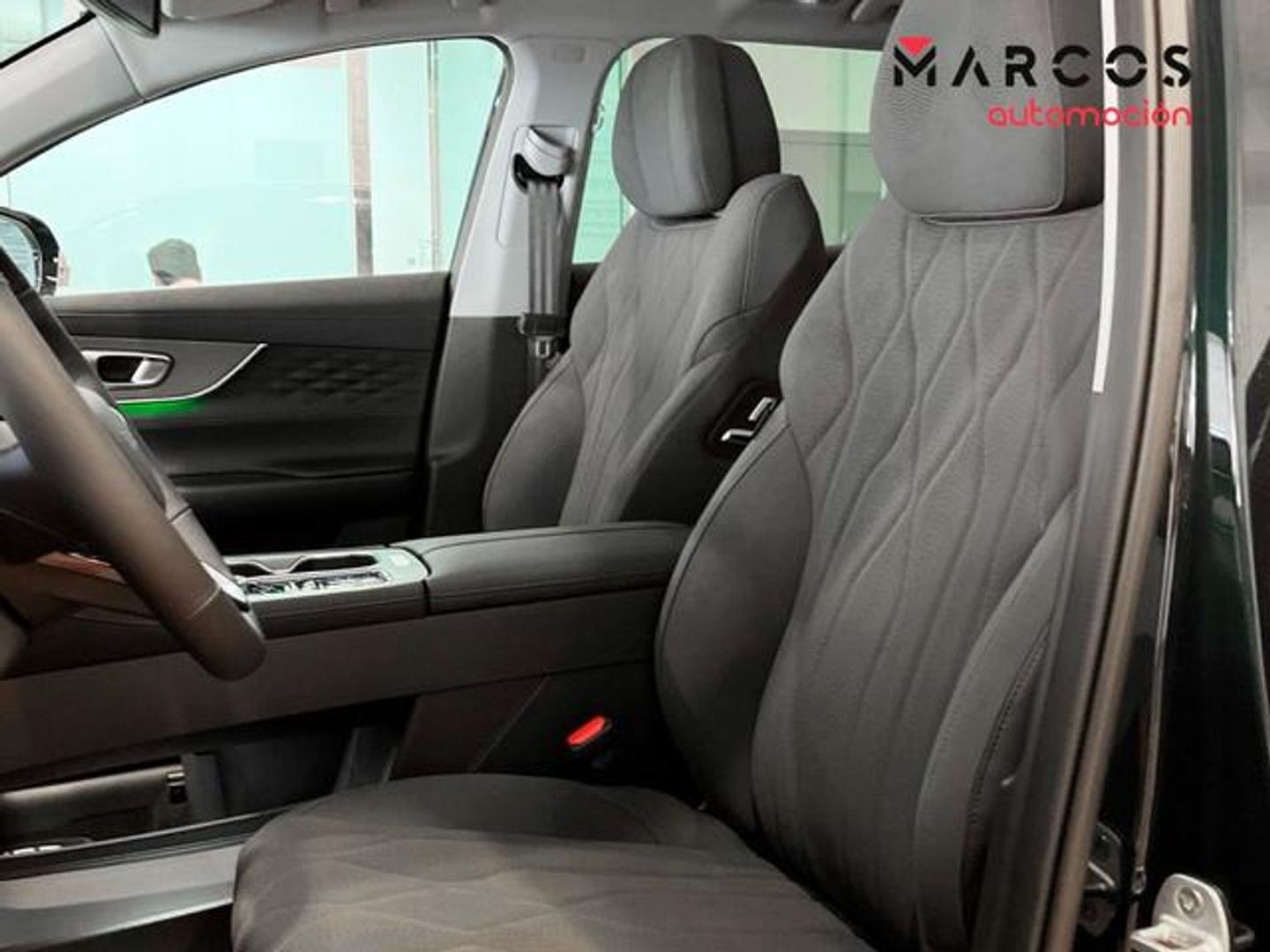 Ebro S800 1.5 TGDI PHEV Luxury E-CVT 255 kW (347 CV)