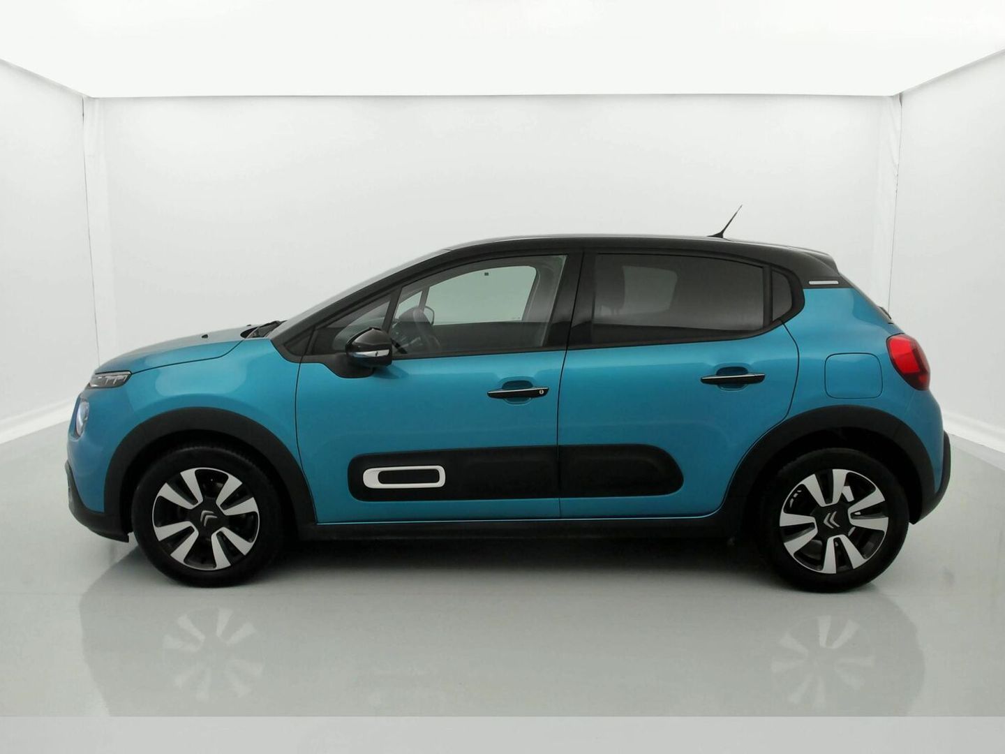 Citroen C3 PureTech 82 Shine 61 kW (83 CV)