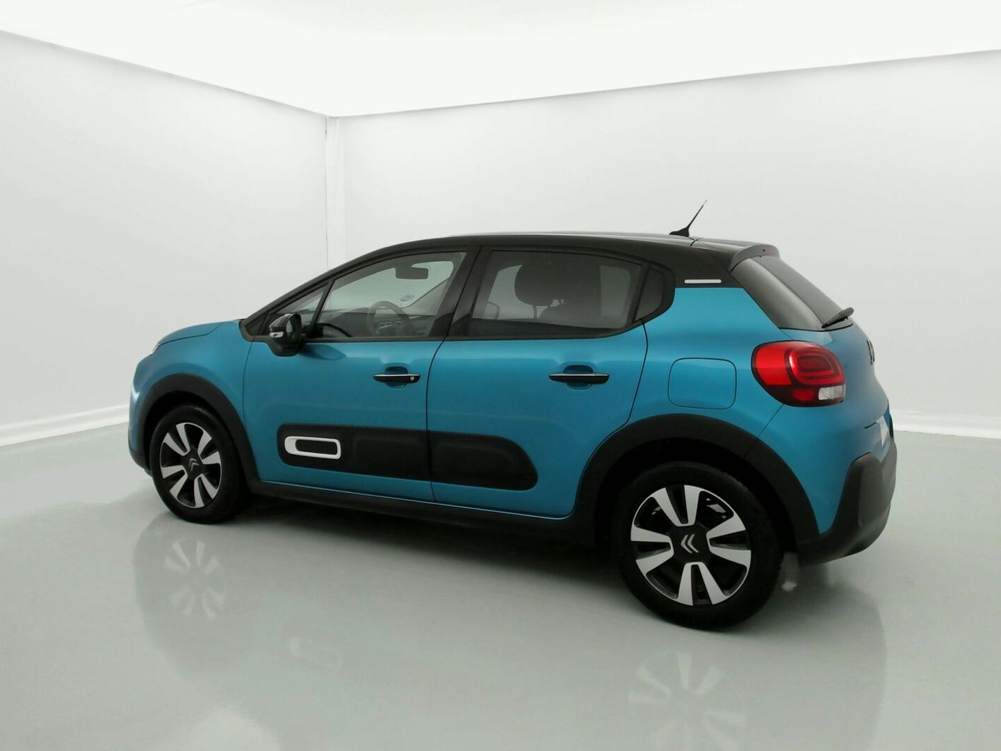 Citroen C3 PureTech 82 Shine 61 kW (83 CV)