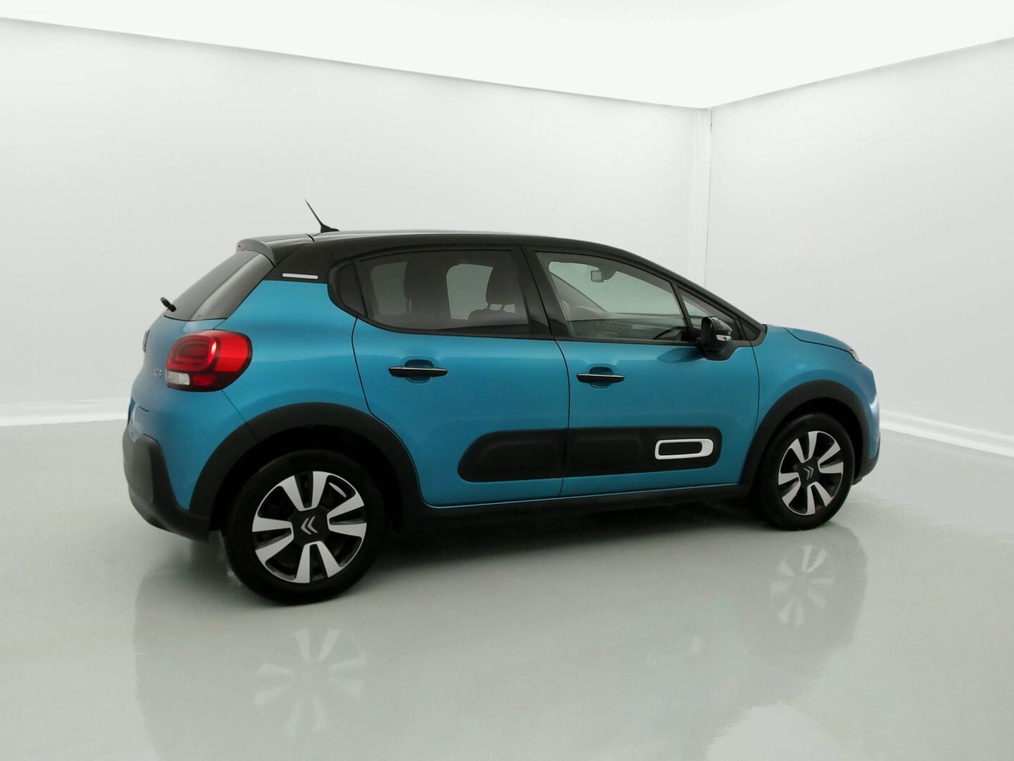 Citroen C3 PureTech 82 Shine 61 kW (83 CV)