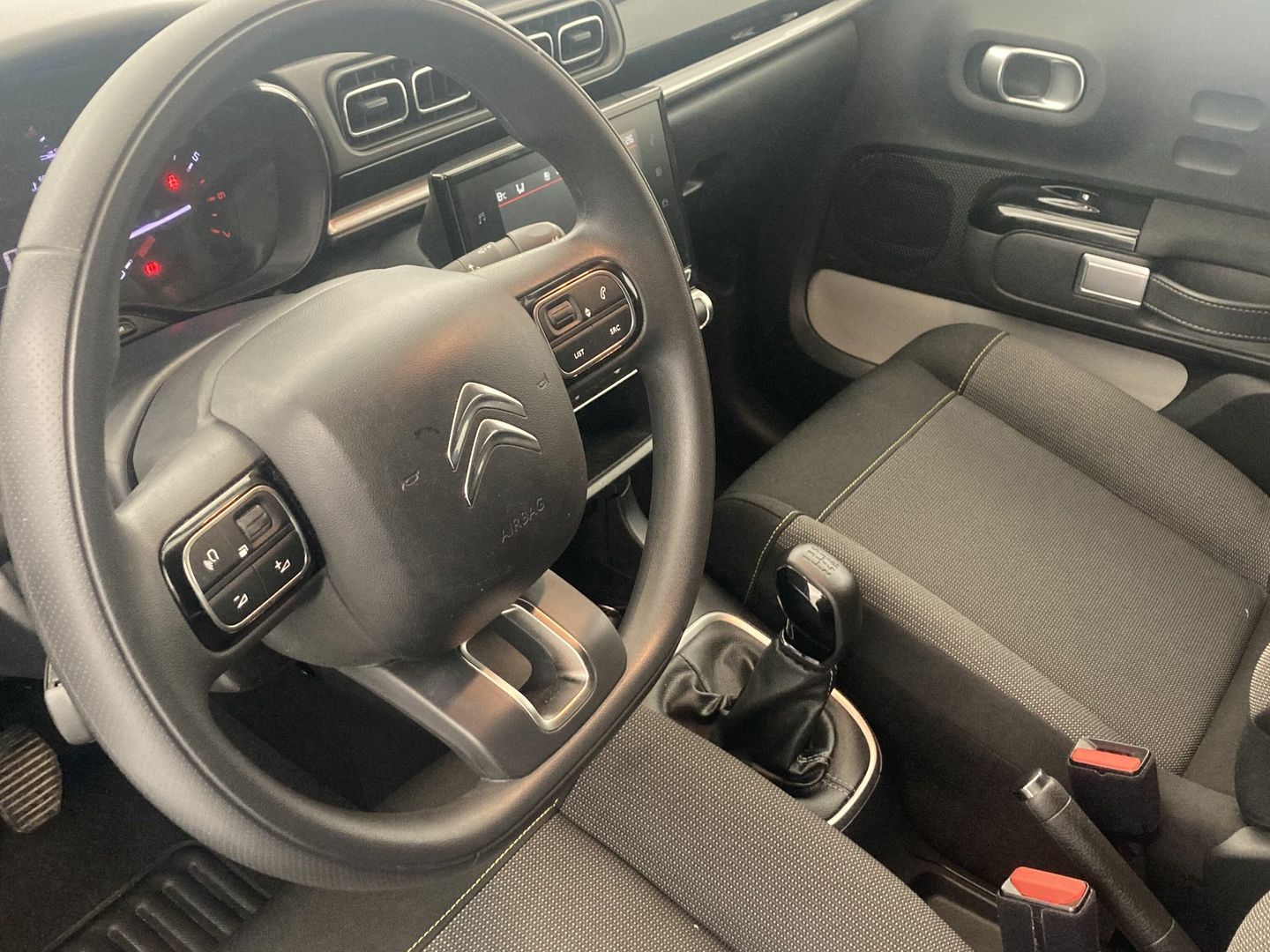 Citroen C3 PureTech 82 Shine 61 kW (83 CV)