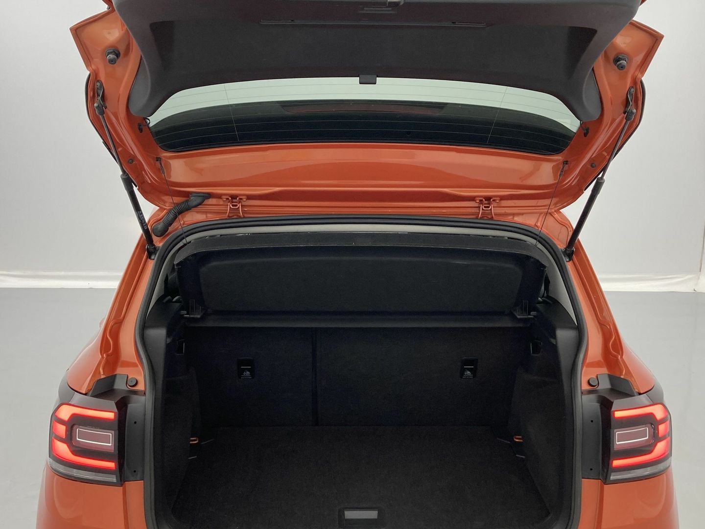 Volkswagen T-Cross Advance 1.0 TSI 81 kW (110 CV) DSG