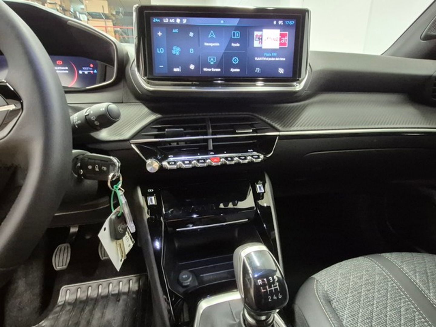 Peugeot 2008 PureTech 100 S&S Allure 75 kW (100 CV)