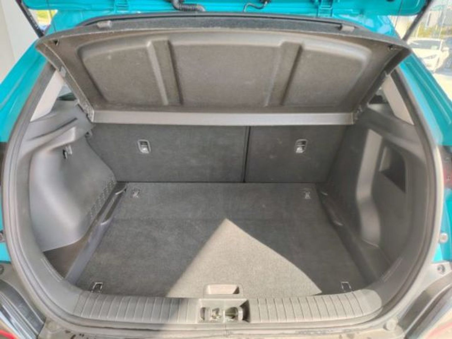 Hyundai Kona 1.6 GDI HEV Maxx DCT 104 kW (141 CV)