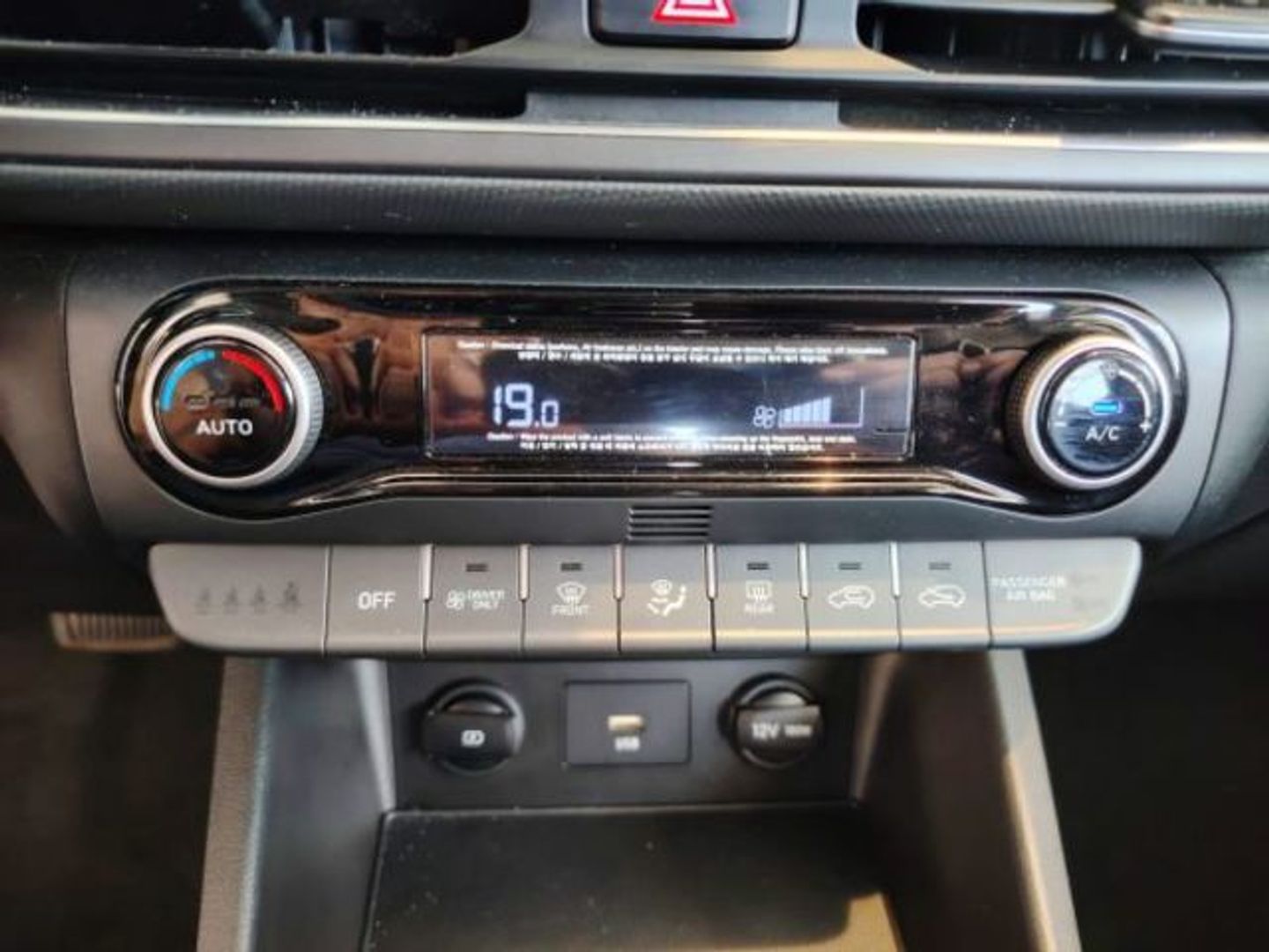 Hyundai Kona 1.6 GDI HEV Maxx DCT 104 kW (141 CV)