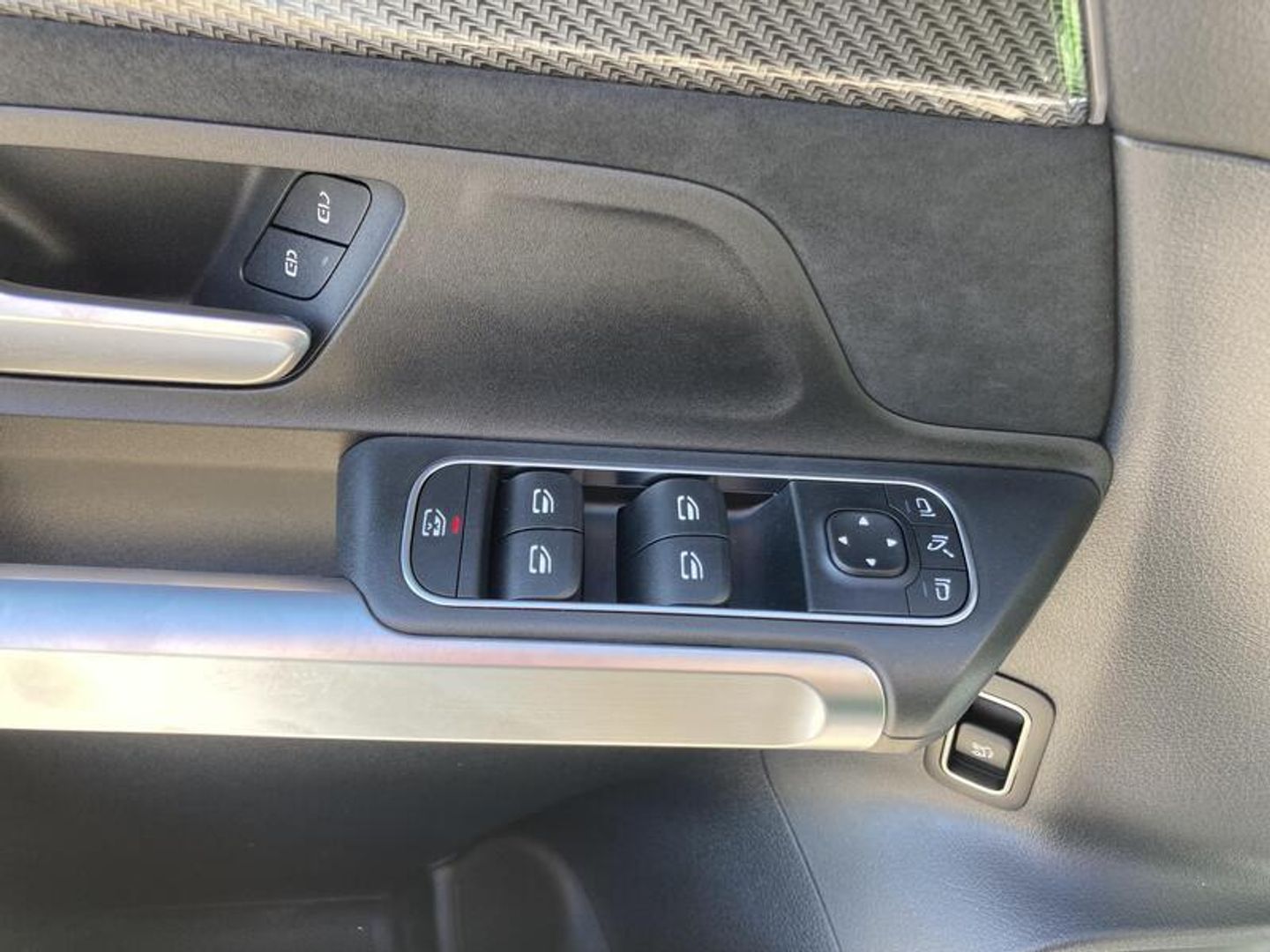 Mercedes-Benz GLB GLB 200 120 kW (163 CV)
