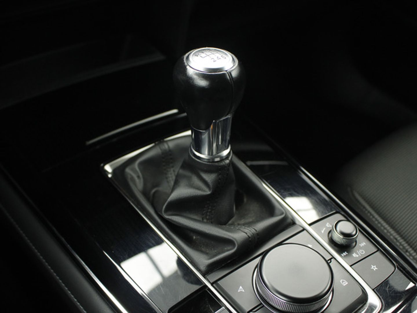 Mazda CX-30 2.0 e-Skyactiv-X Zenith 137 kW (186 CV)
