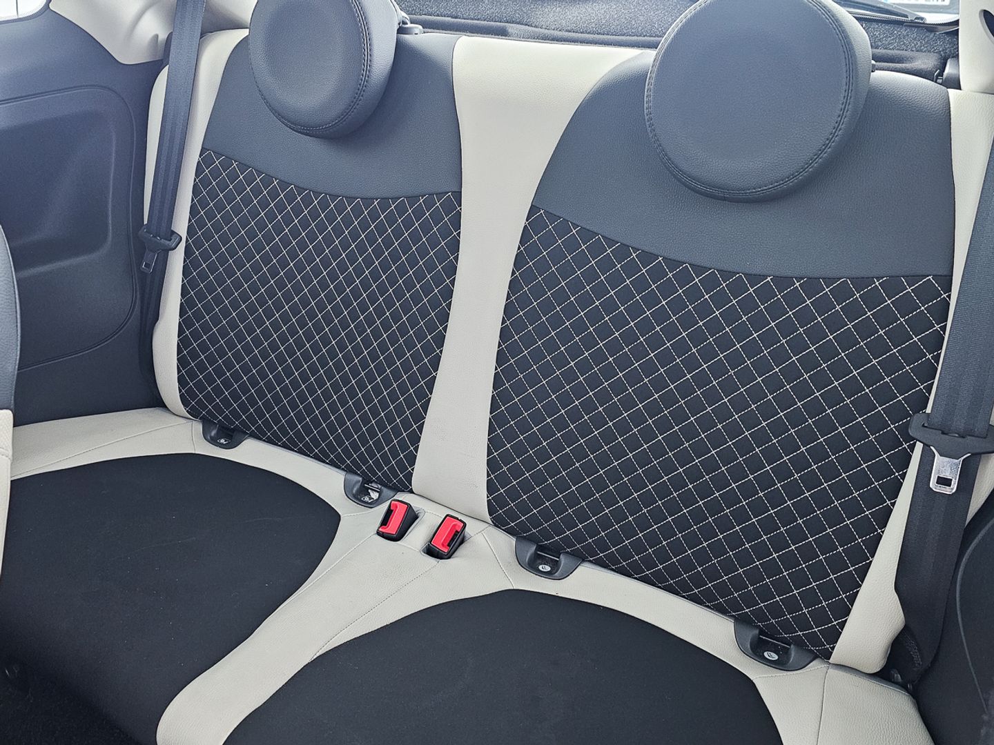 Fiat 500 1.0 Hybrid Dolcevita 51 kW (70 CV)