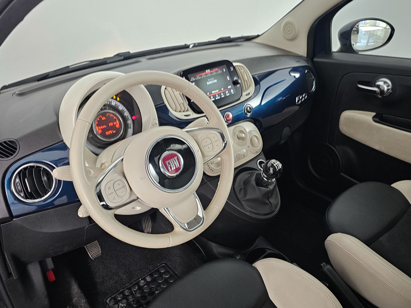 Fiat 500 1.0 Hybrid Dolcevita 51 kW (70 CV)