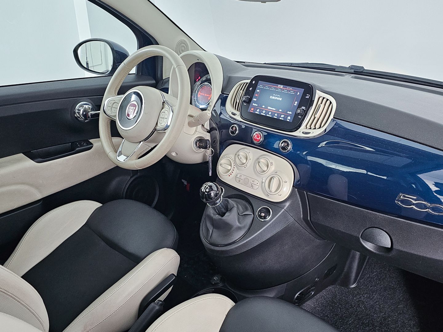 Fiat 500 1.0 Hybrid Dolcevita 51 kW (70 CV)
