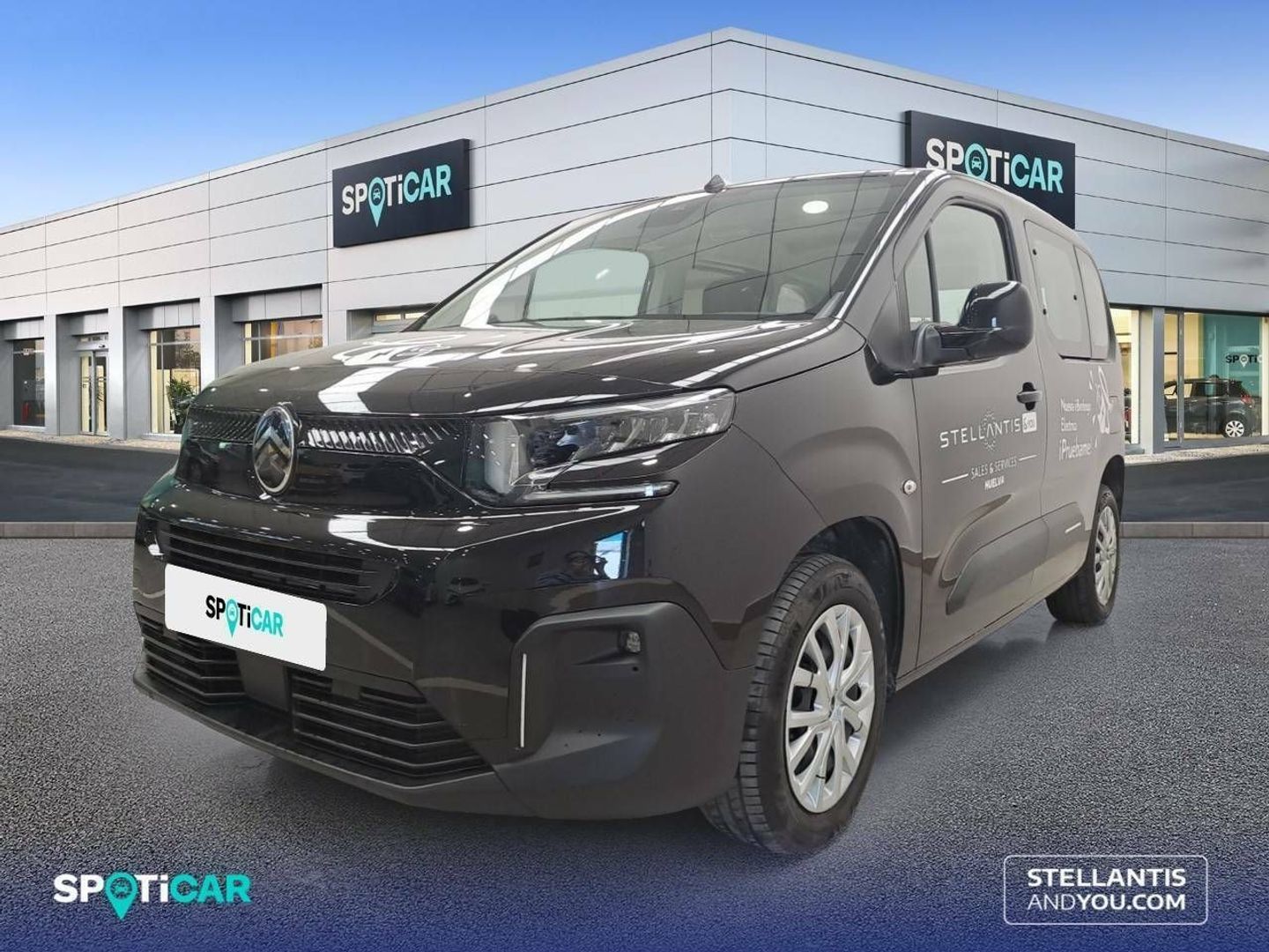 Citroen ë-Berlingo Talla M Plus 50 kWh 100 kW (136 CV) Negro Minivan