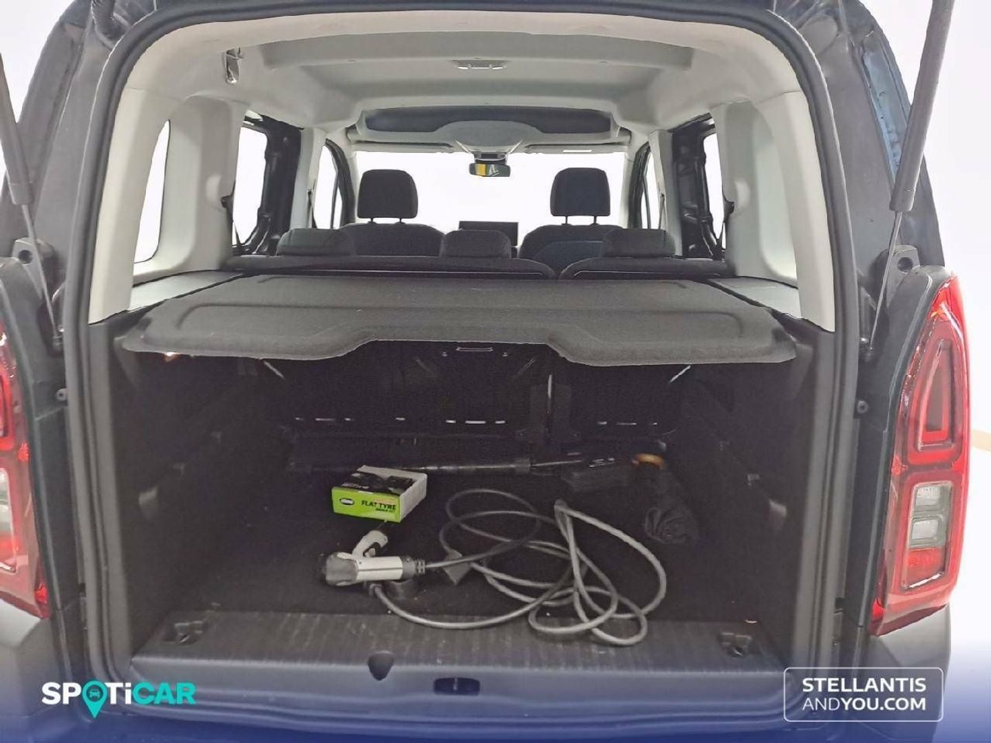 Citroen ë-Berlingo Talla M Plus 50 kWh 100 kW (136 CV)