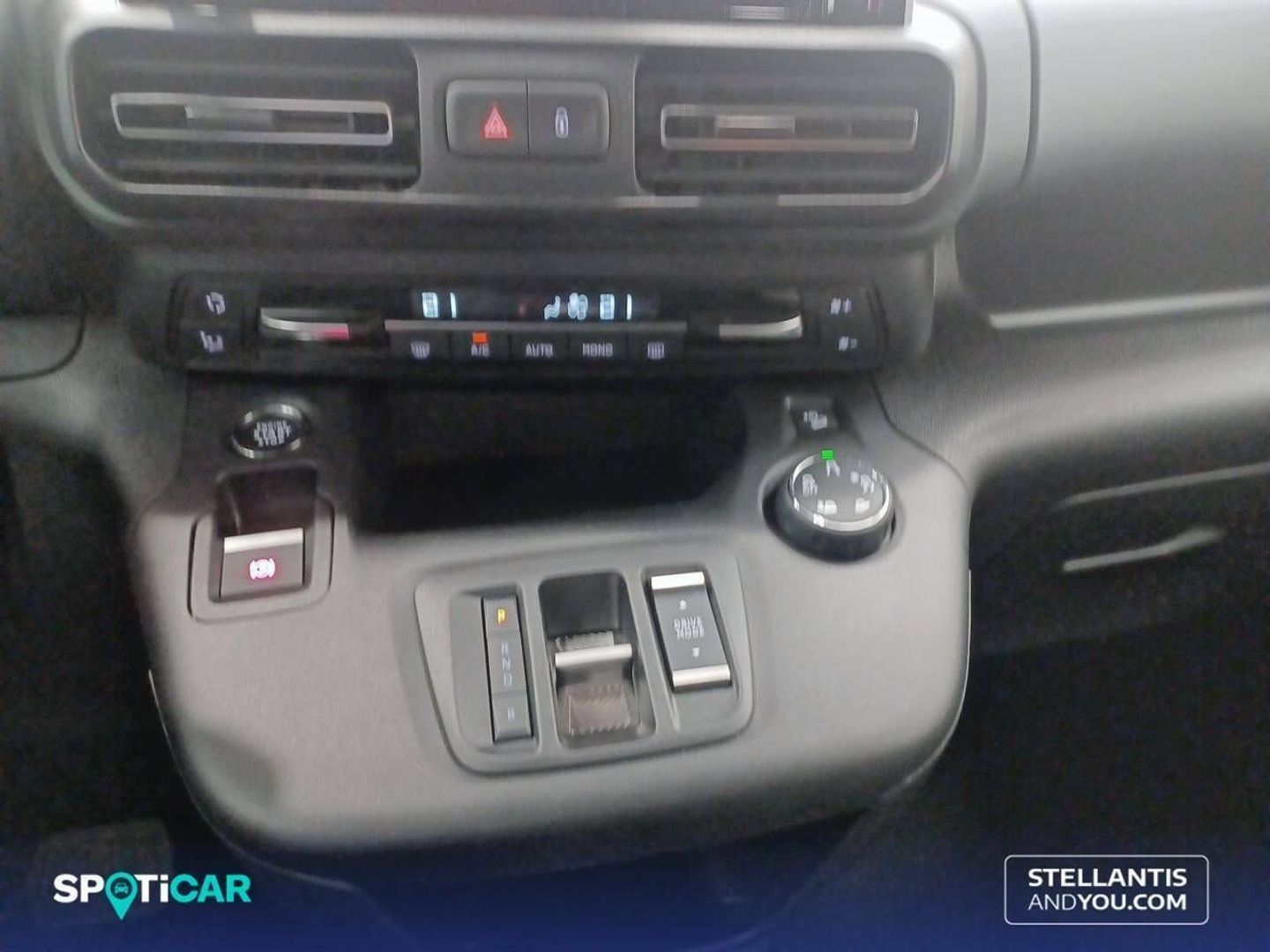 Citroen ë-Berlingo Shine Talla M 50kWh 100 kW (136 CV)