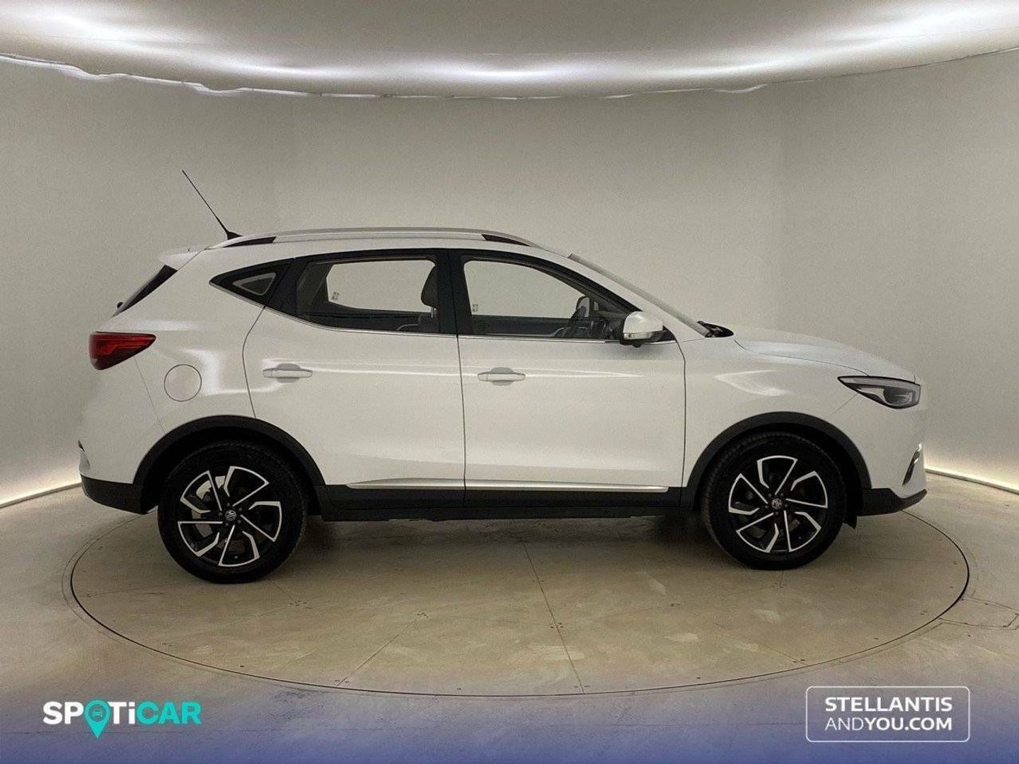 MG ZS 1.5 Luxury 78 kW (106 CV)