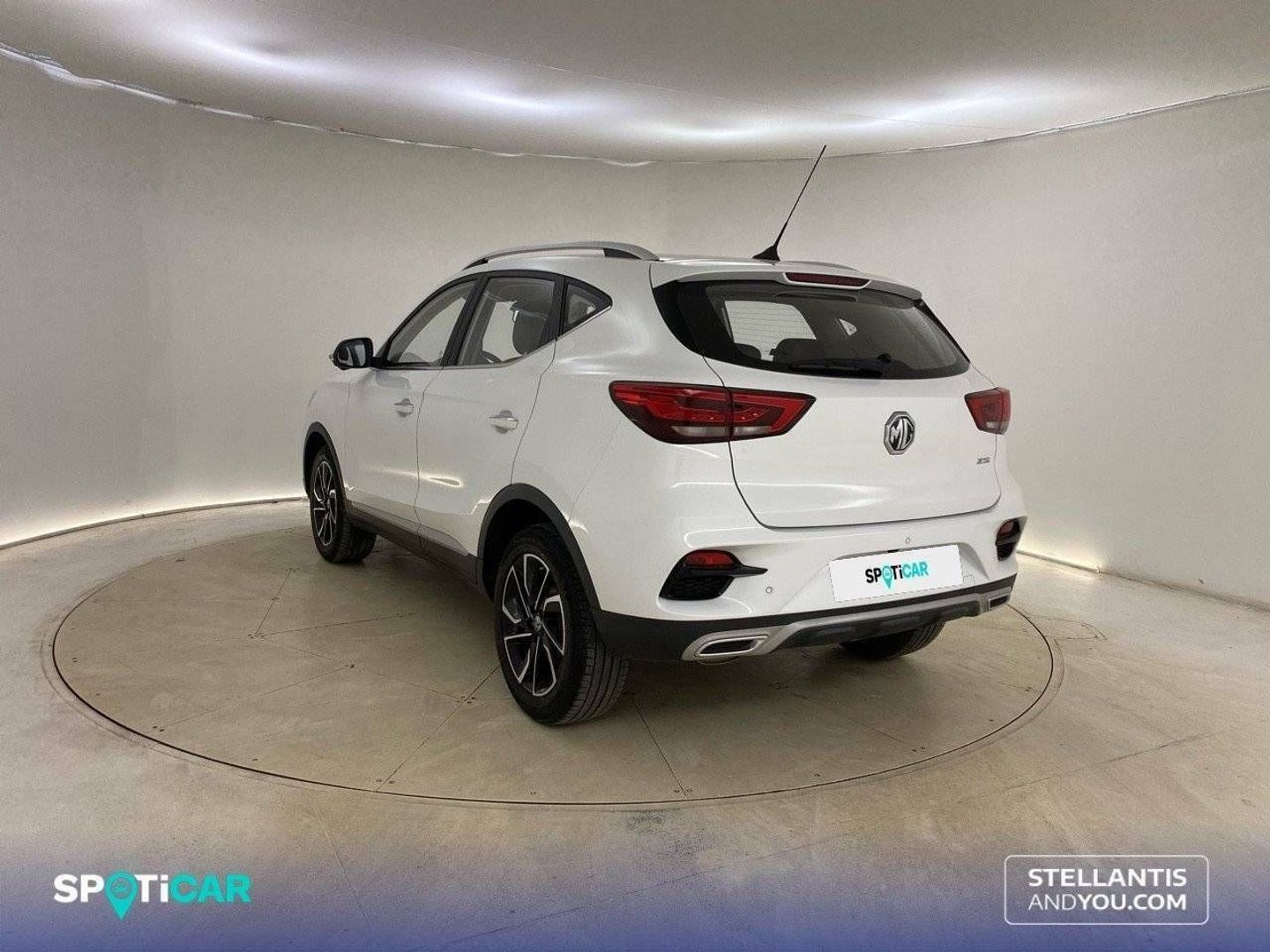 MG ZS 1.5 Luxury 78 kW (106 CV)