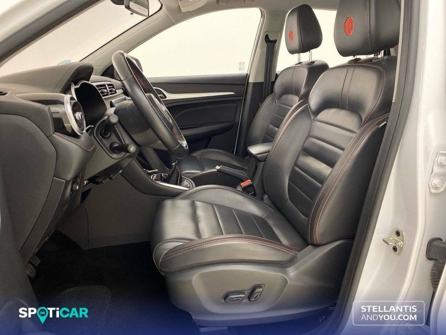 MG ZS 1.5 Luxury 78 kW (106 CV)