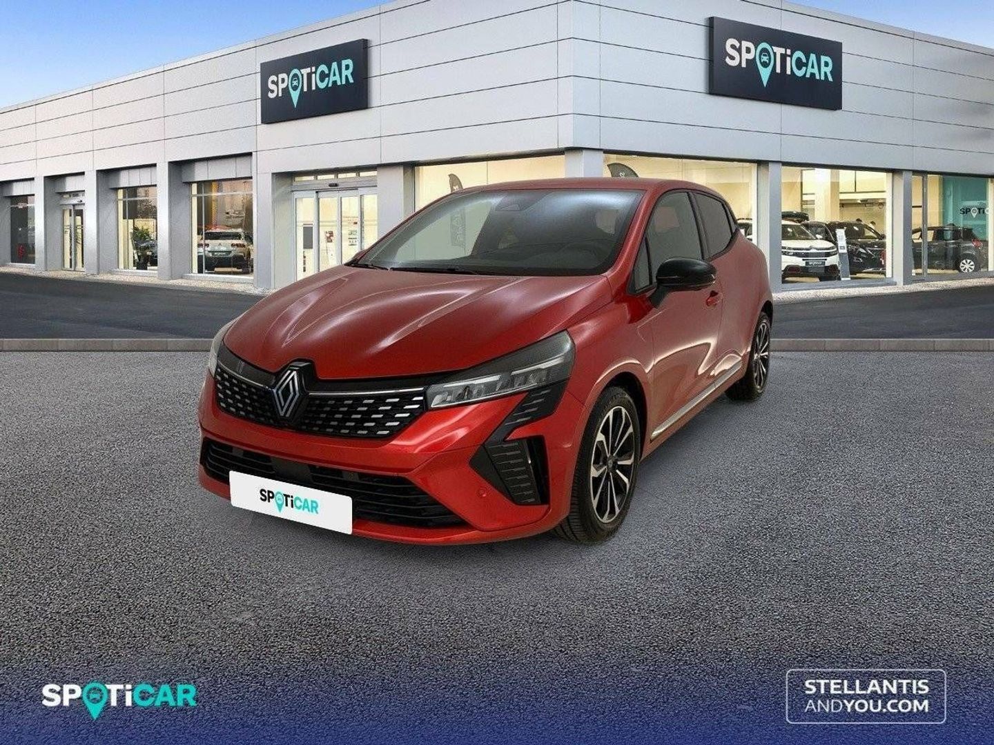 Renault Clio Techno TCe 66 kW (90 CV) Rojo Sedan