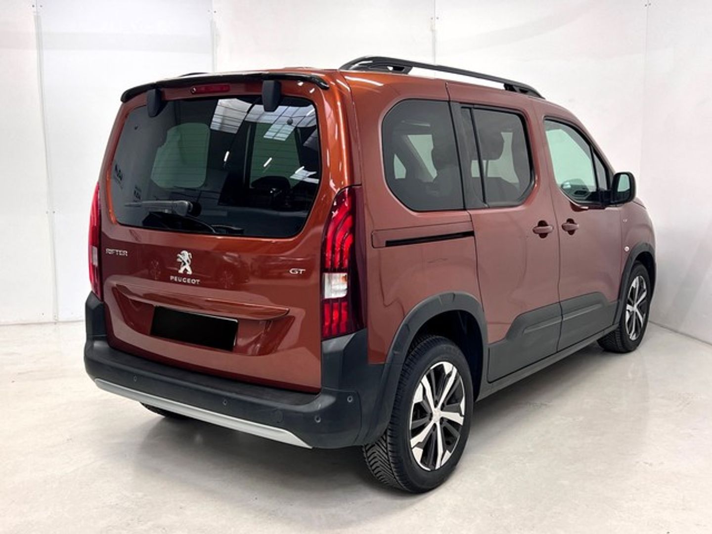 Peugeot Rifter BlueHDi 130 GT Standard 96 kW (130 CV)