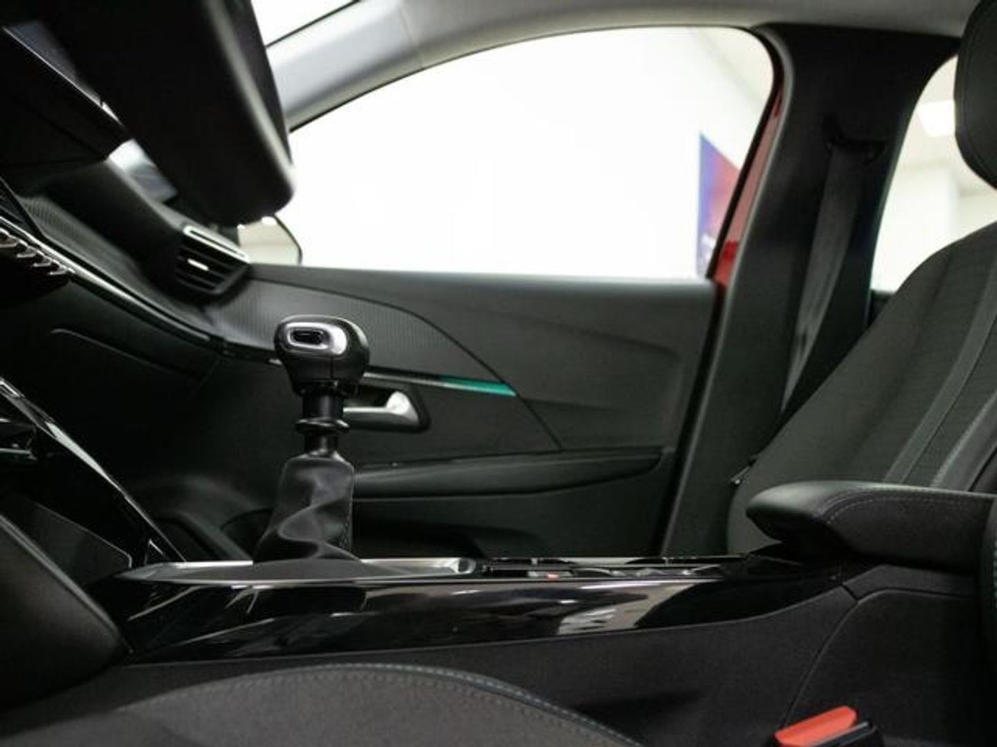 Peugeot 208 PureTech 100 Allure Pack 75 kW (100 CV)