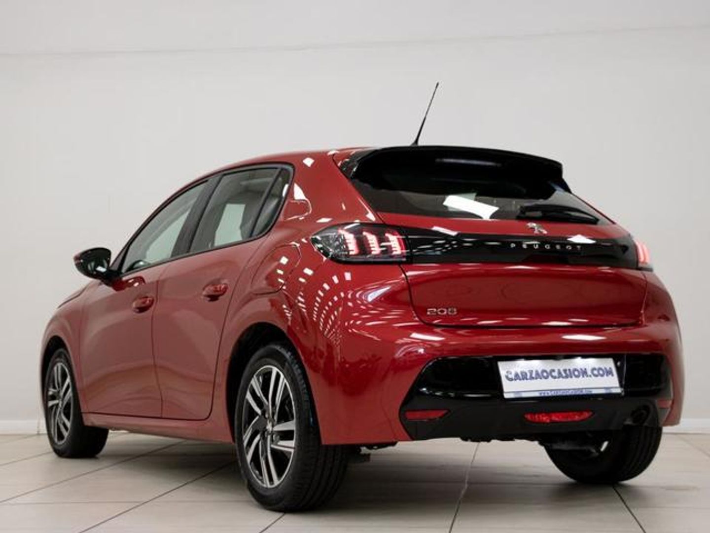 Peugeot 208 PureTech 100 Allure Pack 75 kW (100 CV)