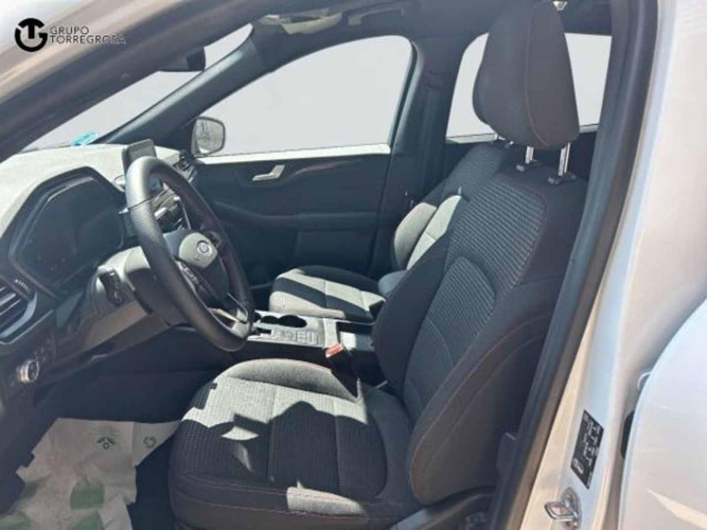 Ford Kuga 2.5 Duratec FHEV ST-Line Auto 140 kW (190 CV)